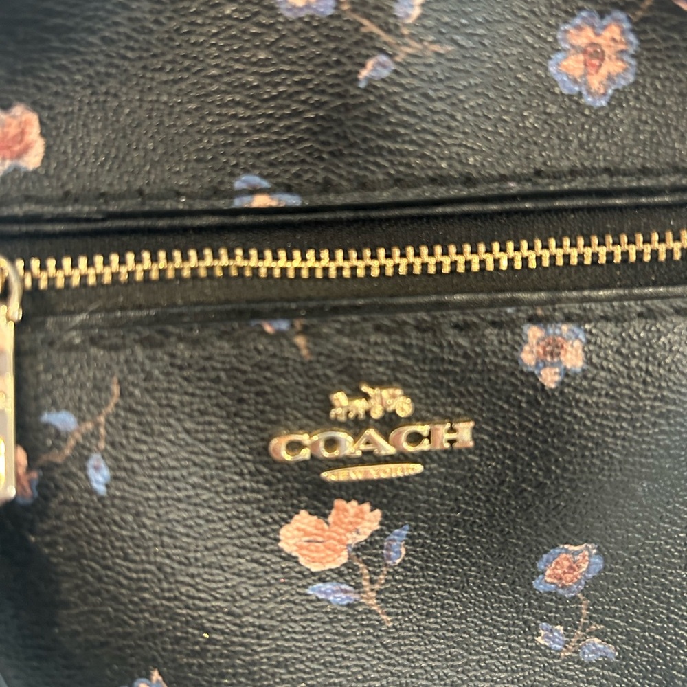 Coach Black Floral Women's Backpack - Picture 5 of 7